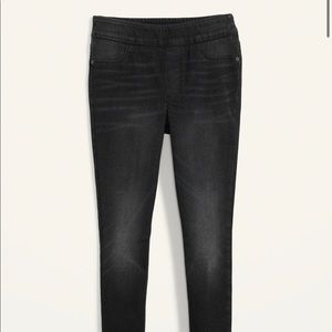Old Navy Rockstar Super Skinny Jeggings Mid-Rise sz 2 nwot
